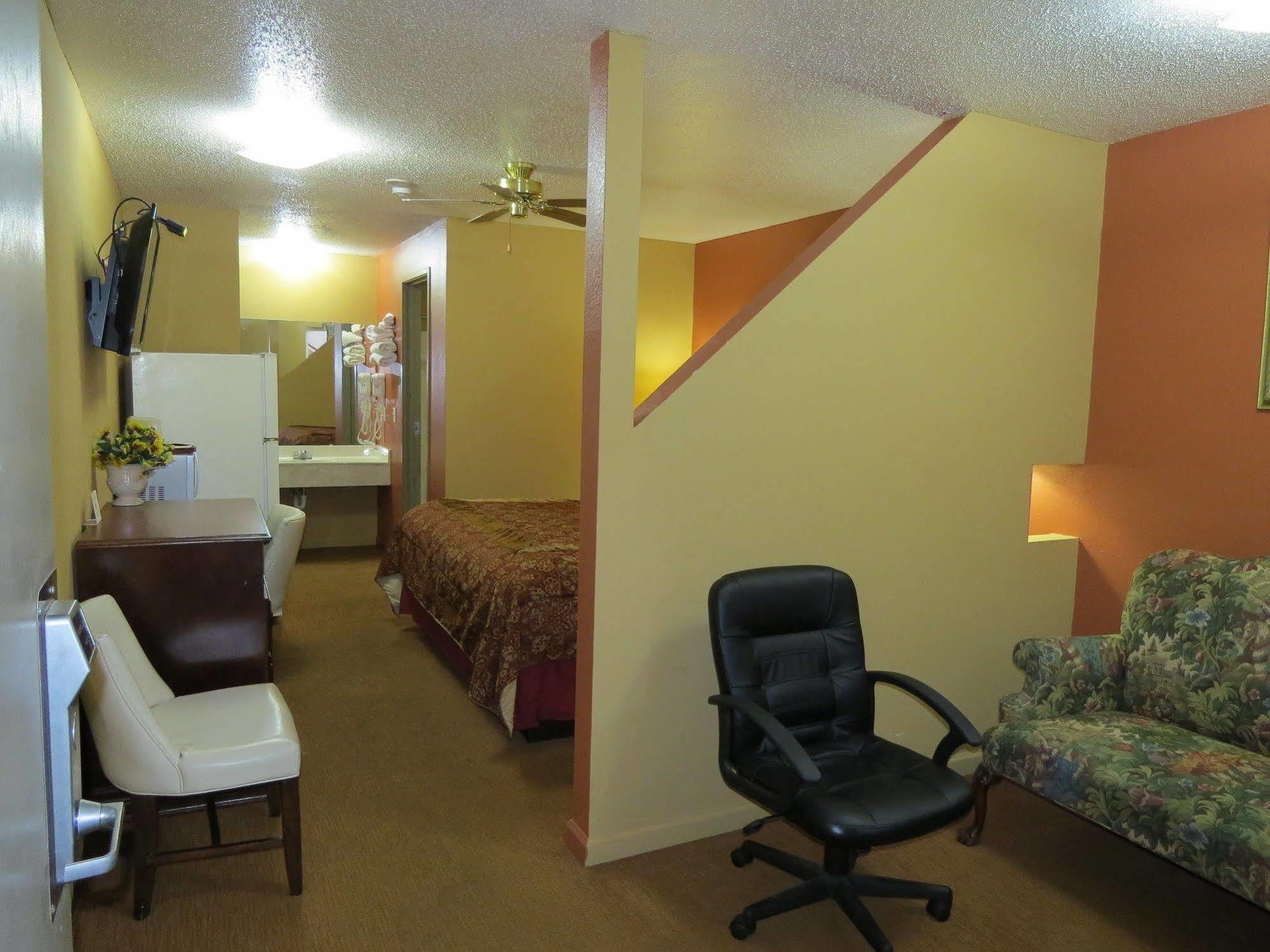 First Western Inn Caseyville Dış mekan fotoğraf