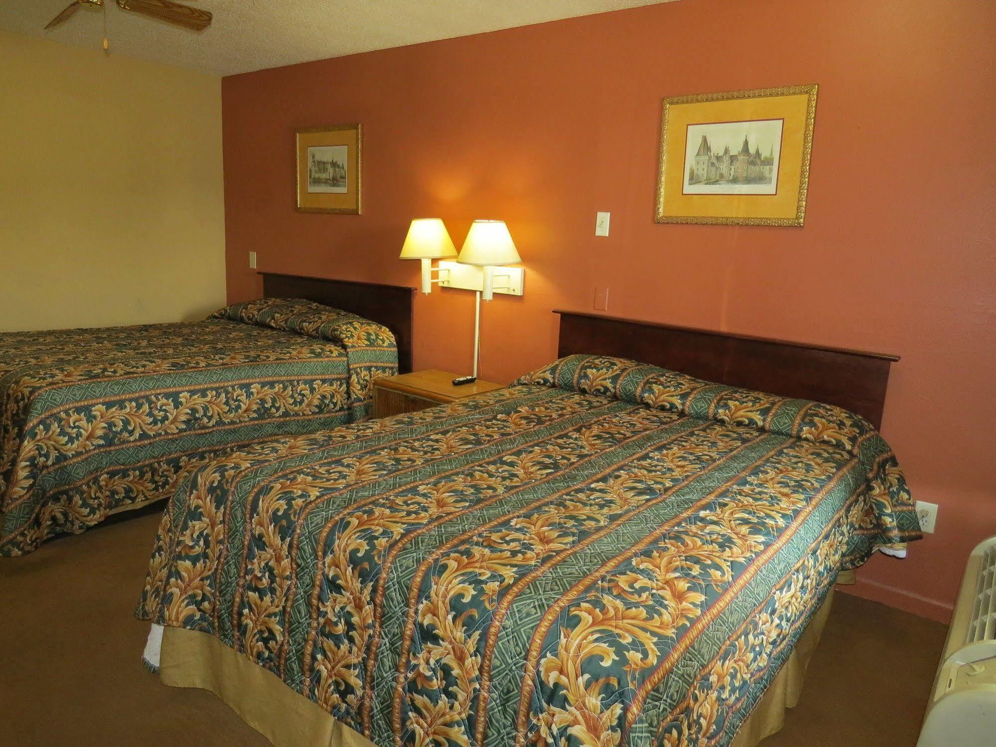 First Western Inn Caseyville Dış mekan fotoğraf